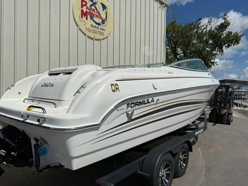 Slide: The Image of Formula 260 2000 - 9