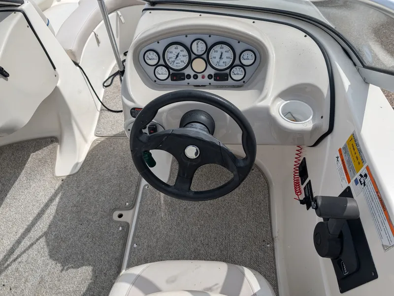 Slide: The Image of Glastron MX 175 2007 - 18