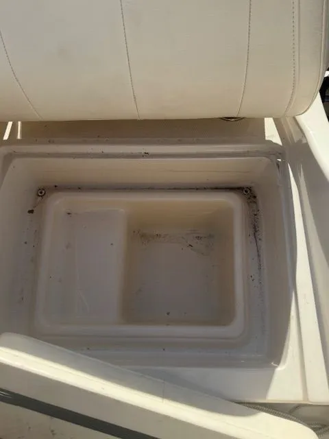 Slide: The Image of Grady-White Fisherman 216 2024 - 14