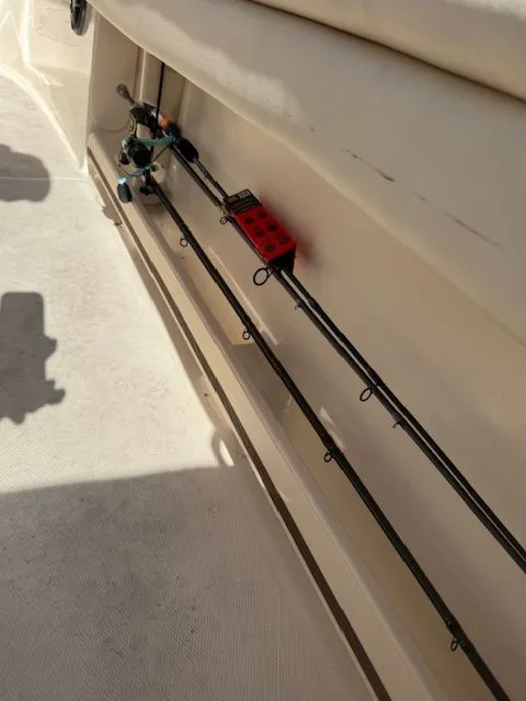 Slide: The Image of Grady-White Fisherman 216 2024 - 18