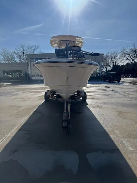 Slide: The Image of Grady-White Fisherman 216 2024 - 2