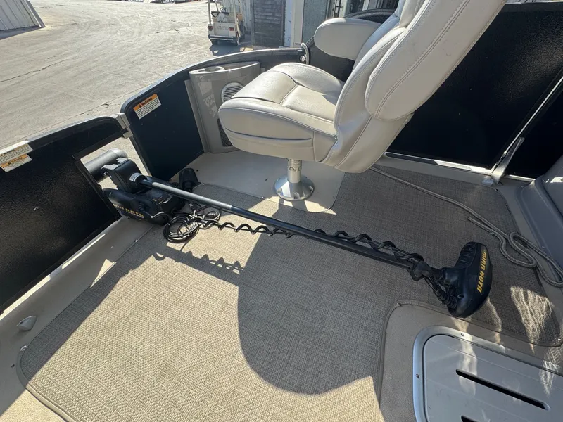 Slide: The Image of Premier Castaway 23 2014 - 11