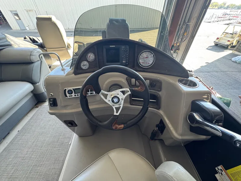 Slide: The Image of Premier Castaway 23 2014 - 13