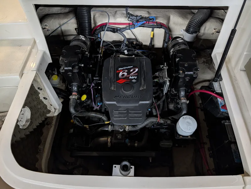 Slide: The Image of Engine compartment of a 2006 Sea Ray 270 Sundeck boat with MerCruiser 6.2 MPI engine. - 23