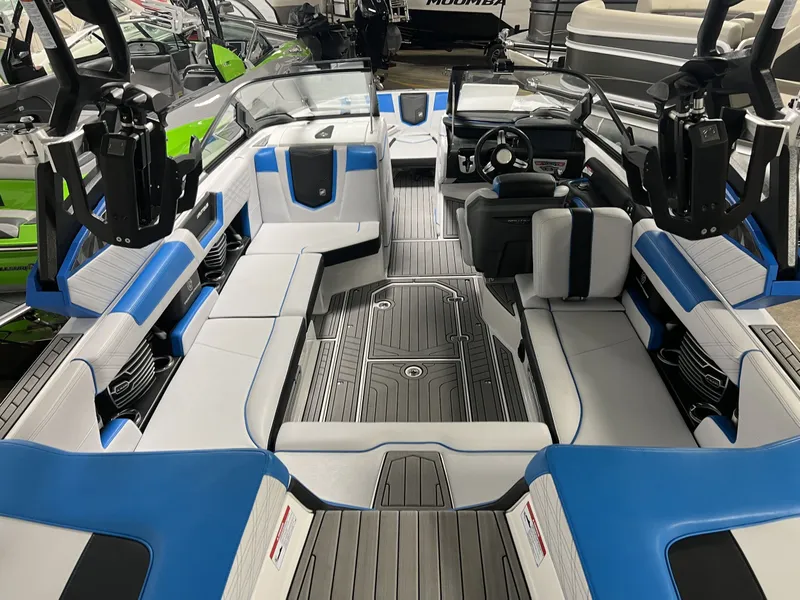 Slide: The Image of Nautique G23 2019 - 12