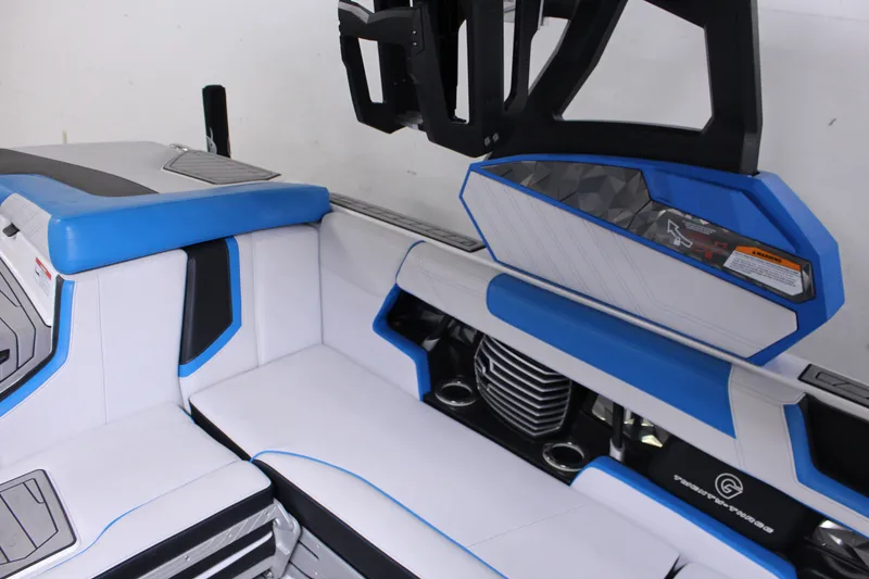 Slide: The Image of Nautique G23 2019 - 16