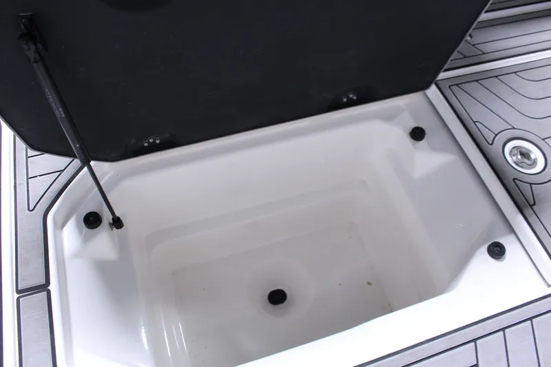 Slide: The Image of Nautique G23 2019 - 17