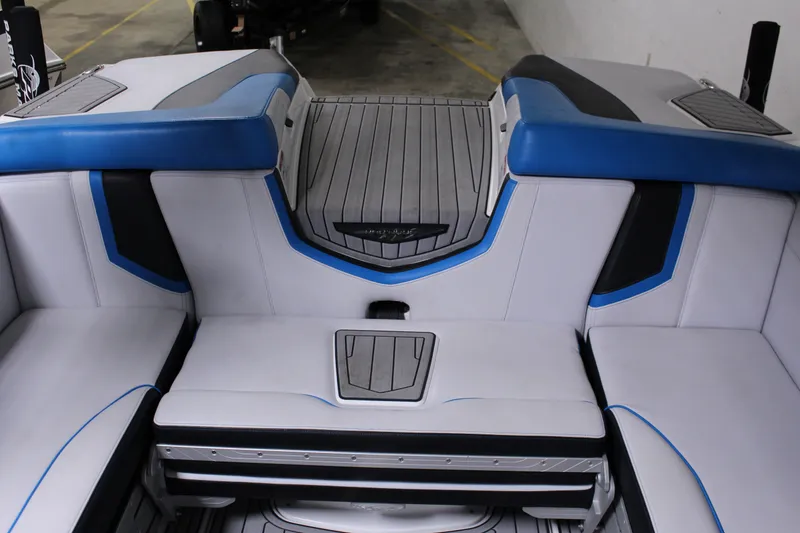 Slide: The Image of Nautique G23 2019 - 3