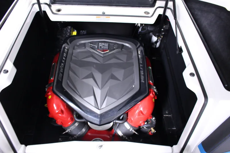 Slide: The Image of Nautique G23 2019 - 4