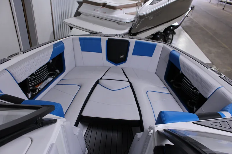 Slide: The Image of Nautique G23 2019 - 7