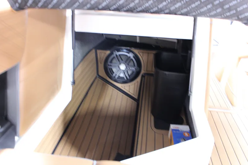 Slide: The Image of Nautique G25 2018 - 15