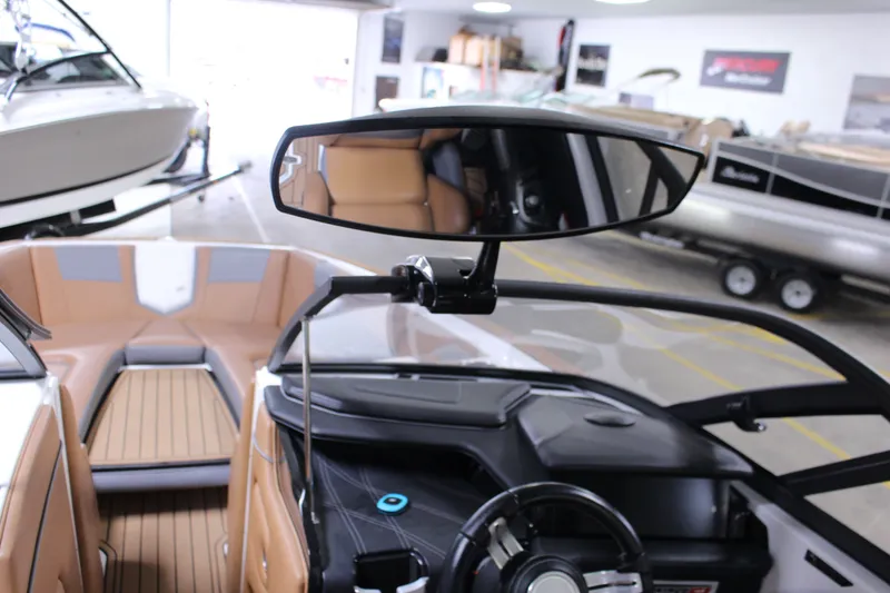 Slide: The Image of Nautique G25 2018 - 18