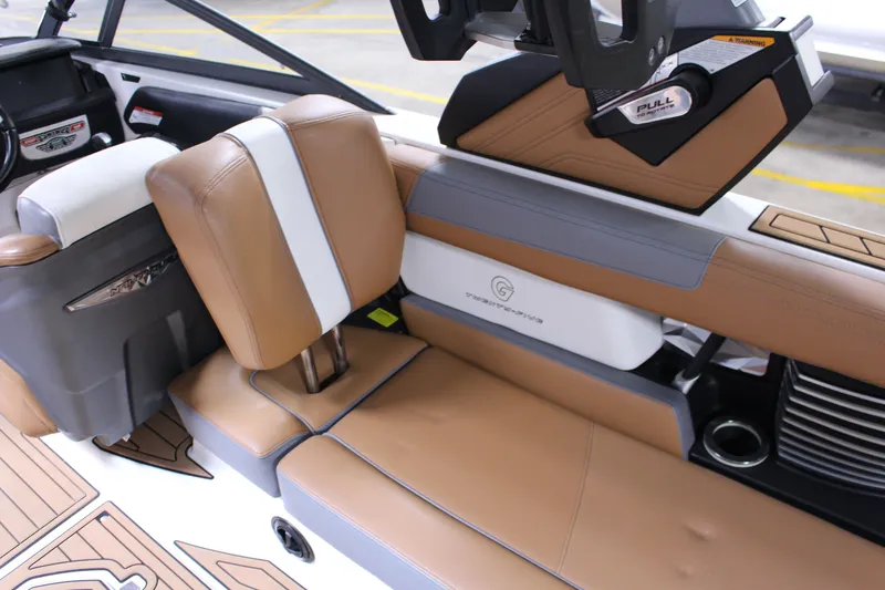 Slide: The Image of Nautique G25 2018 - 21