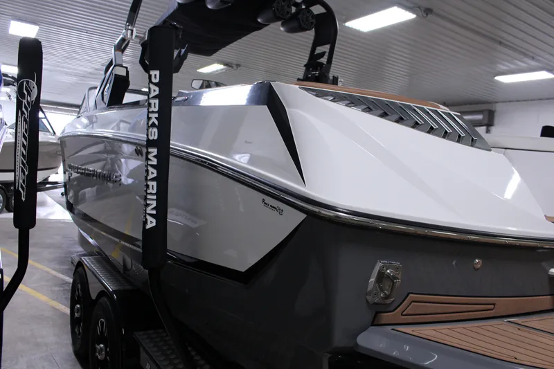 Slide: The Image of Nautique G25 2018 - 29