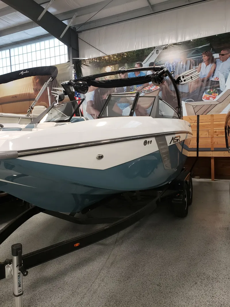 Slide: The Image of Tigé ASR 2014 - 7