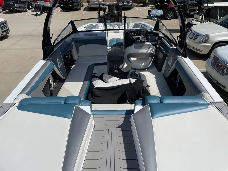 Slide: The Image of Tigé ASR 2014 - 8