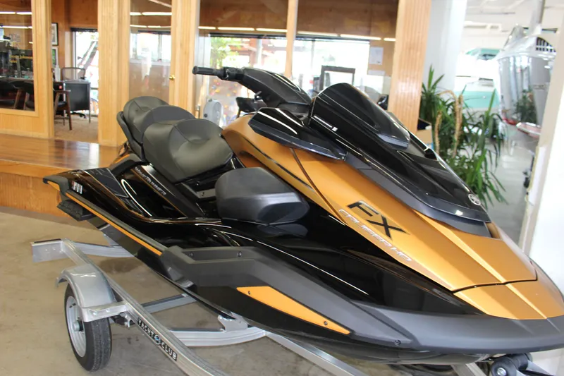 Slide: The Image of Yamaha FX CRUISER HIGH OUTPUT 2025 - 13