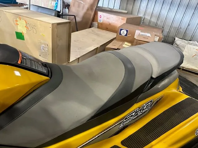 Slide: The Image of Yamaha FX SHO 2013 - 4