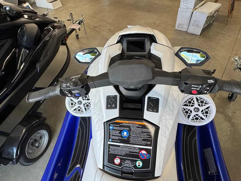 Slide: The Image of Yamaha GP1800R SVHO w/ Audio 2025 - 3