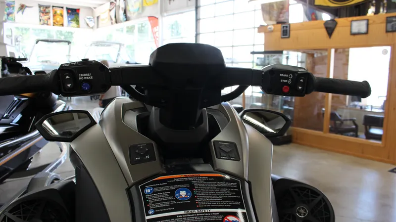 Slide: The Image of Yamaha GP1800R SVHO w/ Audio 2025 - 13