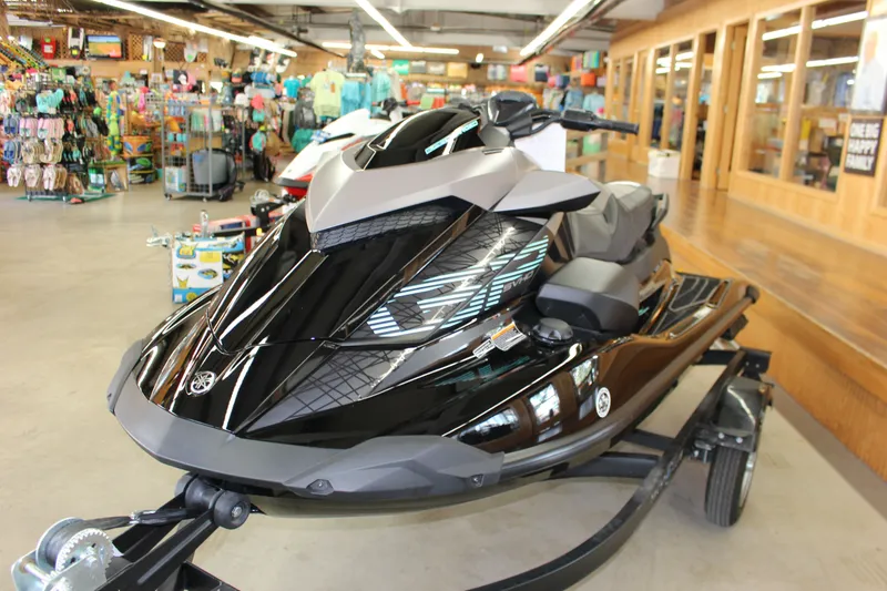 Slide: The Image of Yamaha GP1800R SVHO w/ Audio 2025 - 17