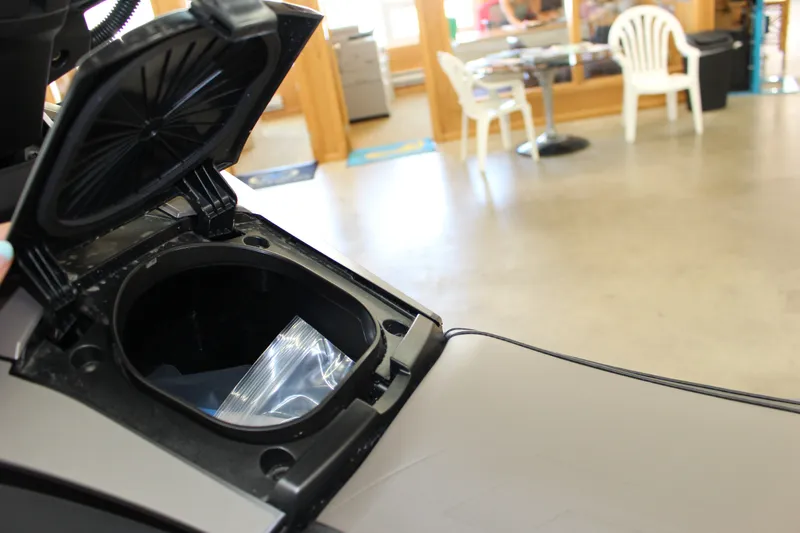 Slide: The Image of Yamaha GP1800R SVHO w/ Audio 2025 - 8