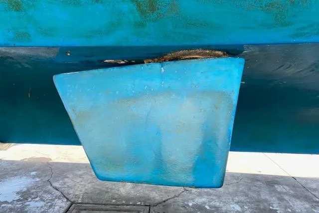 Slide: The Image of Bottom view of 1984 Hartman-Palmer 60 Flush Deck Motor Yacht hull. - 142