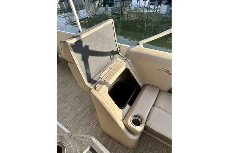 Slide: The Image of 2021 Bennington L 24 Swingback boat seat with storage compartment and cup holder. - 18
