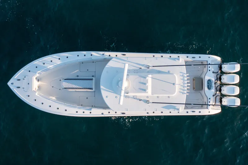 Slide: The Image of Top view of a 2019 Yellowfin 39 boat on the water. - 17
