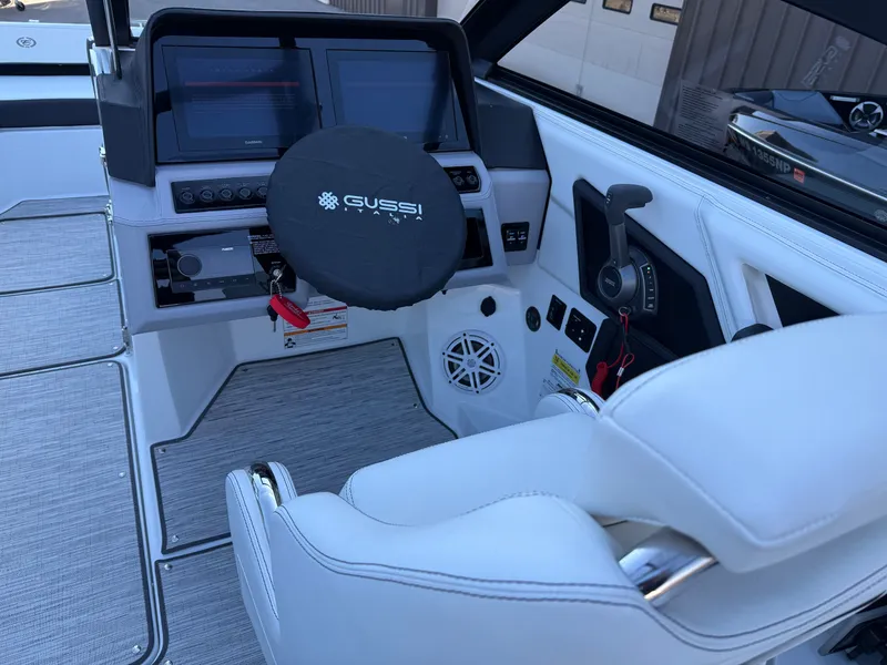 Slide: The Image of Cobalt R6 Surf 2026 - 889