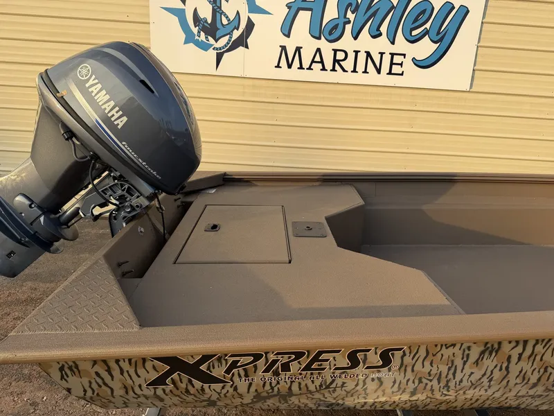 Slide: The Image of Xpress HD16DBX 2026 boat with Yamaha motor at Ashley Marine. - 6