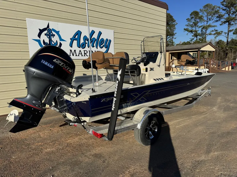 Slide: The Image of 2026 Xpress H20B Bay boat at Ashley Marine. - 7