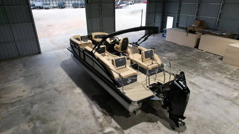 Slide: The Image of Barletta CABRIO C22M 2026 - 18