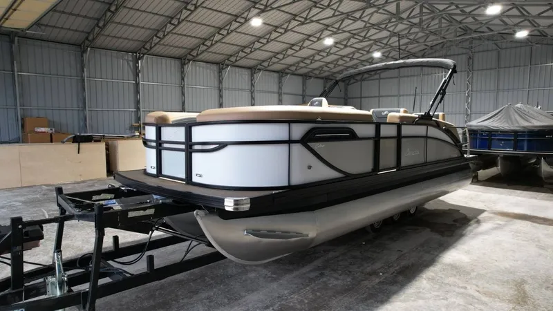 Slide: The Image of Barletta CABRIO C22M 2026 - 19