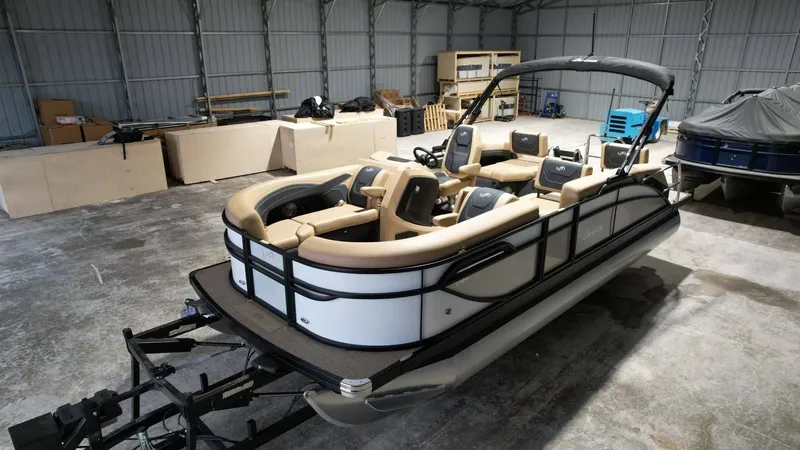 Slide: The Image of Barletta CABRIO C22M 2026 - 20