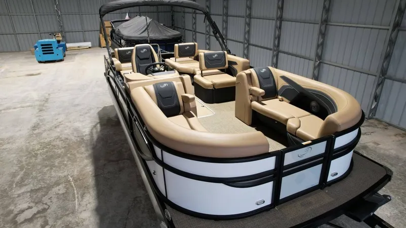 Slide: The Image of Barletta CABRIO C22M 2026 - 23