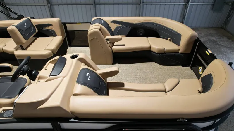 Slide: The Image of Barletta CABRIO C22M 2026 - 24