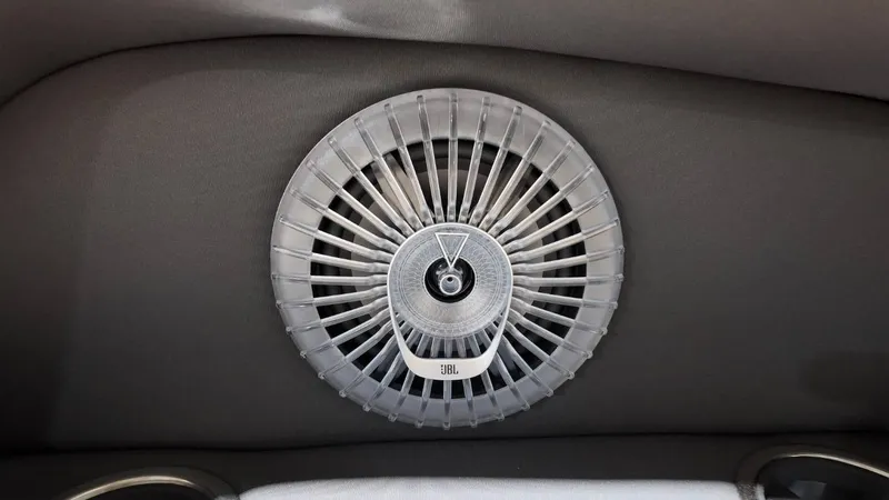 Slide: The Image of Barletta CABRIO C22M 2026 - 27