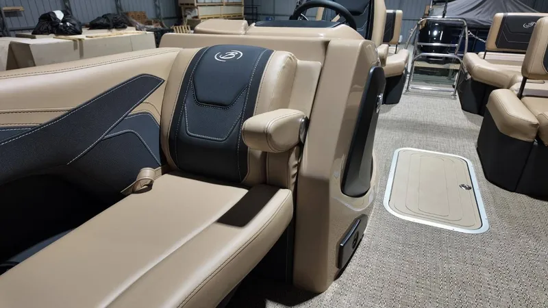 Slide: The Image of Barletta CABRIO C22M 2026 - 29