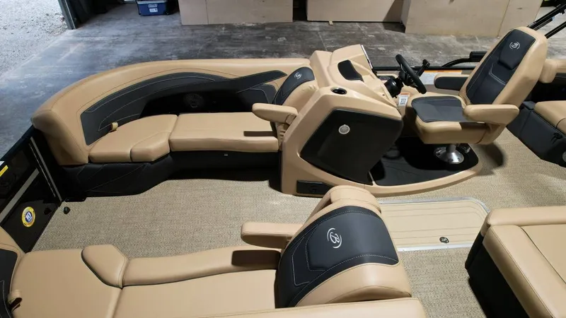 Slide: The Image of Barletta CABRIO C22M 2026 - 32