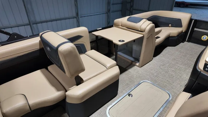 Slide: The Image of Barletta CABRIO C22M 2026 - 35