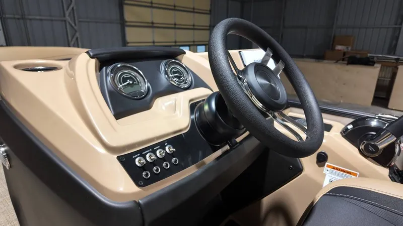 Slide: The Image of Barletta CABRIO C22M 2026 - 45