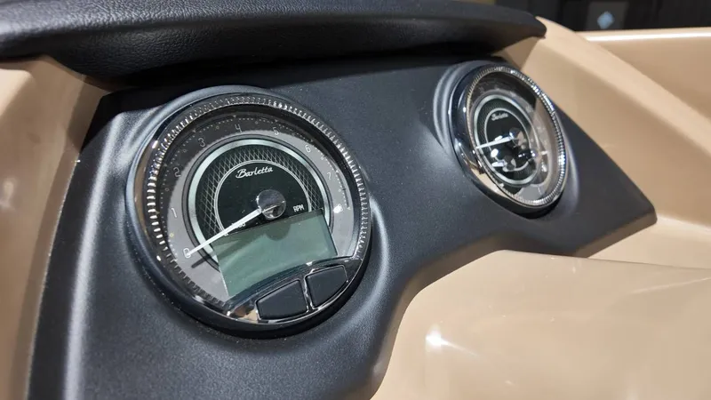 Slide: The Image of Barletta CABRIO C22M 2026 - 47