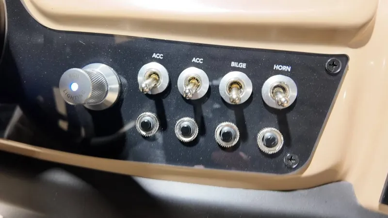 Slide: The Image of Barletta CABRIO C22M 2026 - 49