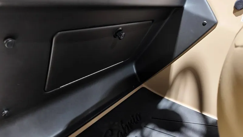 Slide: The Image of Barletta CABRIO C22M 2026 - 57