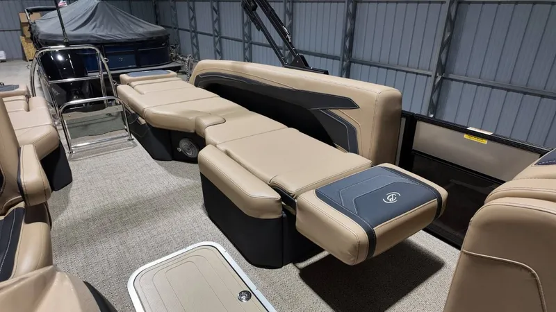 Slide: The Image of Barletta CABRIO C22M 2026 - 63