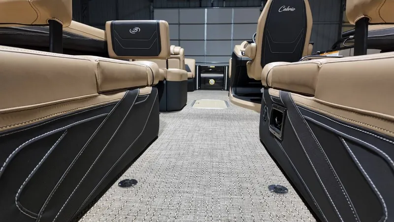 Slide: The Image of Barletta CABRIO C22M 2026 - 66