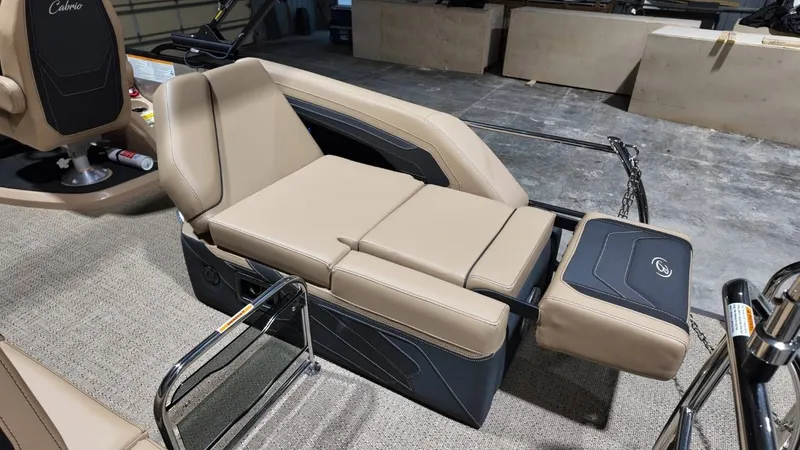 Slide: The Image of Barletta CABRIO C22M 2026 - 67