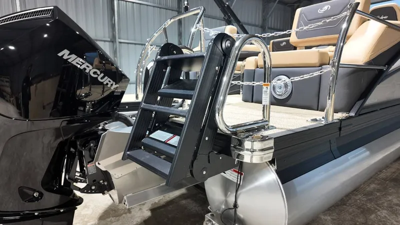 Slide: The Image of Barletta CABRIO C22M 2026 - 7