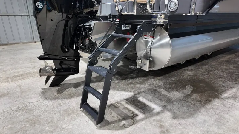 Slide: The Image of Barletta CABRIO C22M 2026 - 8